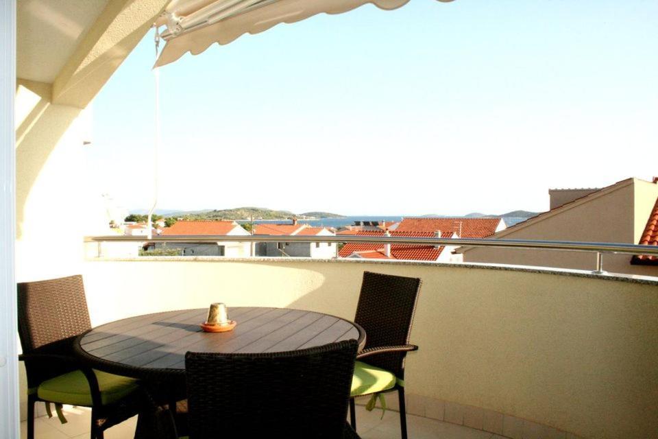 White Anchor Apartment Vodice Exterior photo