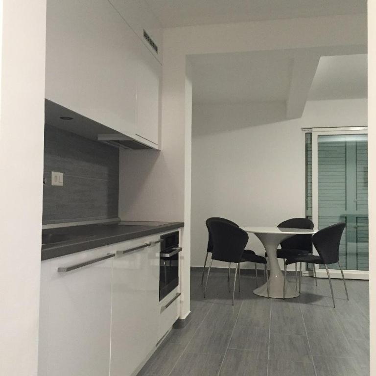 White Anchor Apartment Vodice Exterior photo