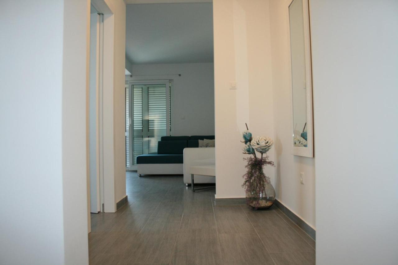 White Anchor Apartment Vodice Exterior photo